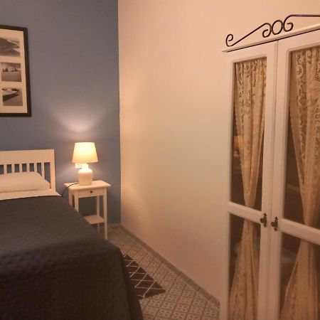 فيلا Door Nine -Townhouse With Harbour Views إيل فورجانا المظهر الخارجي الصورة
